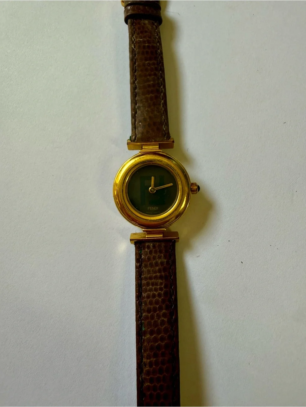 Fendi Vintage 320L Watch with Fendi Dial and Brown Leather Strap not working